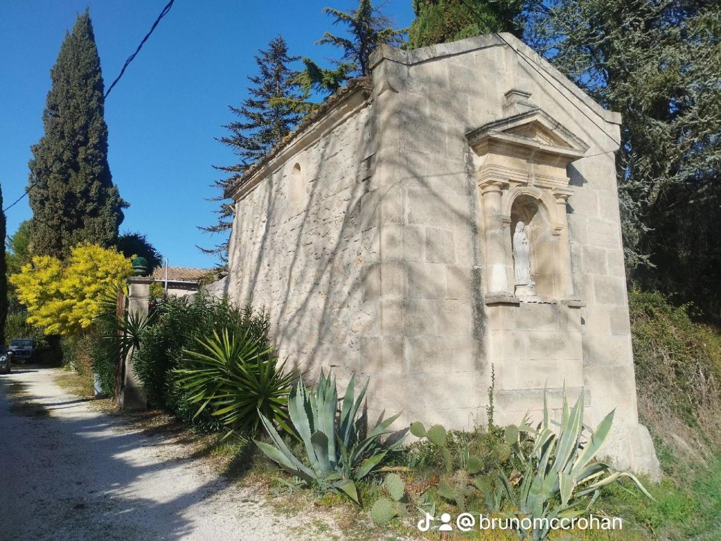 Mas De La Chapelle Sainte-Elisabeth Villa Tarascon Eksteriør billede