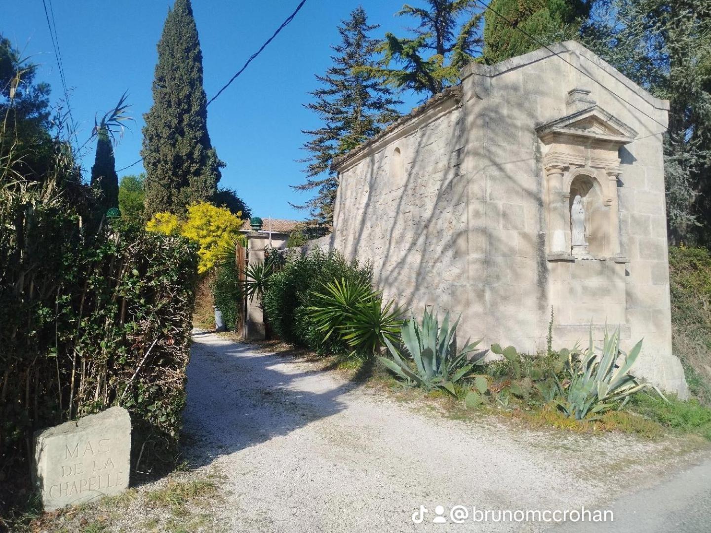 Mas De La Chapelle Sainte-Elisabeth Villa Tarascon Eksteriør billede