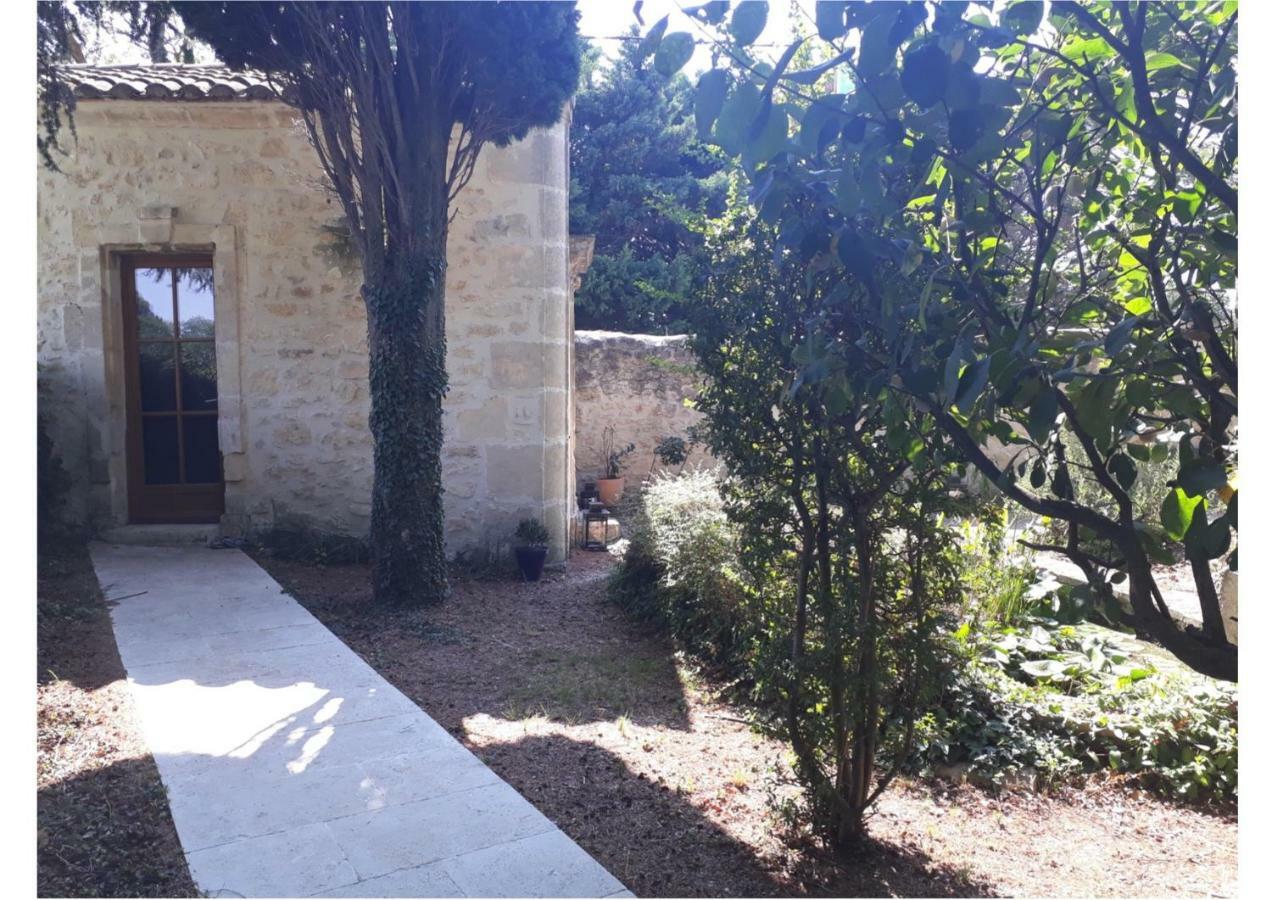 Mas De La Chapelle Sainte-Elisabeth Villa Tarascon Eksteriør billede